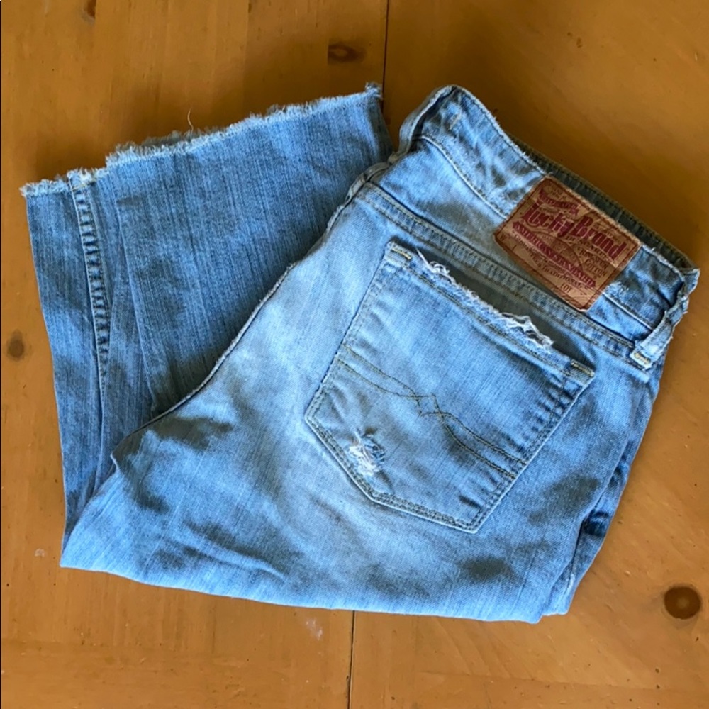 Lucky Brand destressed Jean Shorts Sz 8/29